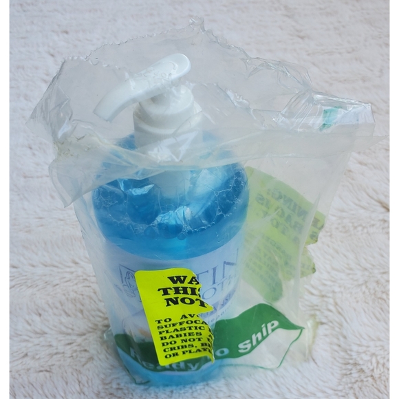 NEW Satin Smooth Skin Preparation Cleanser - Picture 13 of 16